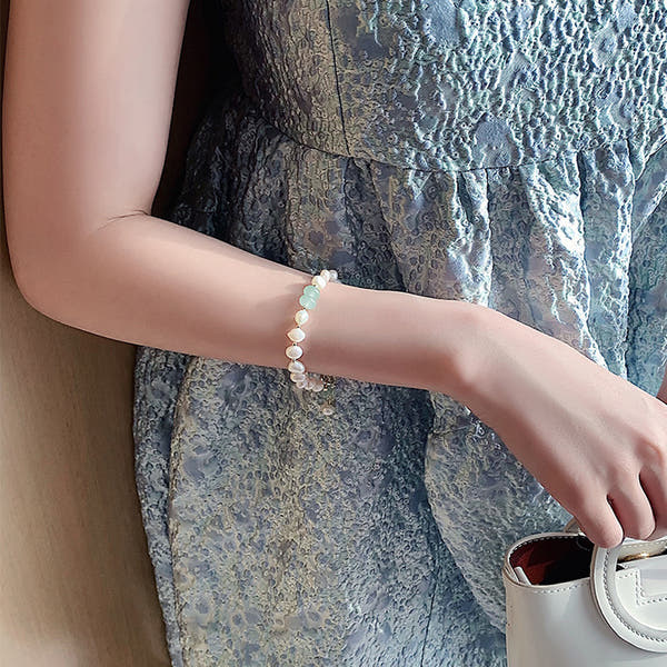 Abenteuerliche Süßwasserperlen Armband