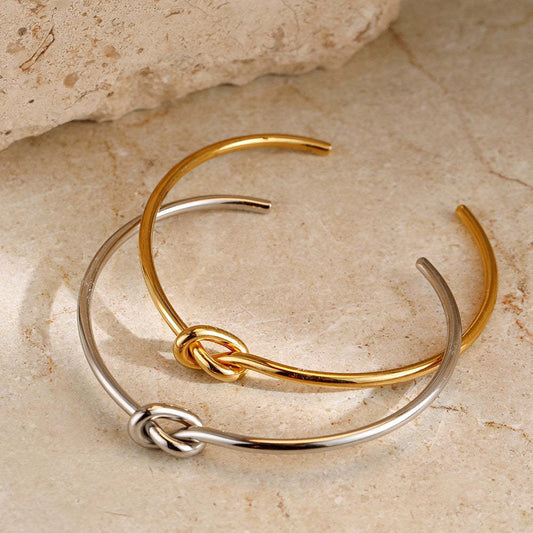 Knoten Armband – Zeitlose Eleganz im modernen Design