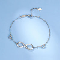 Amora™ | Infinity Armband